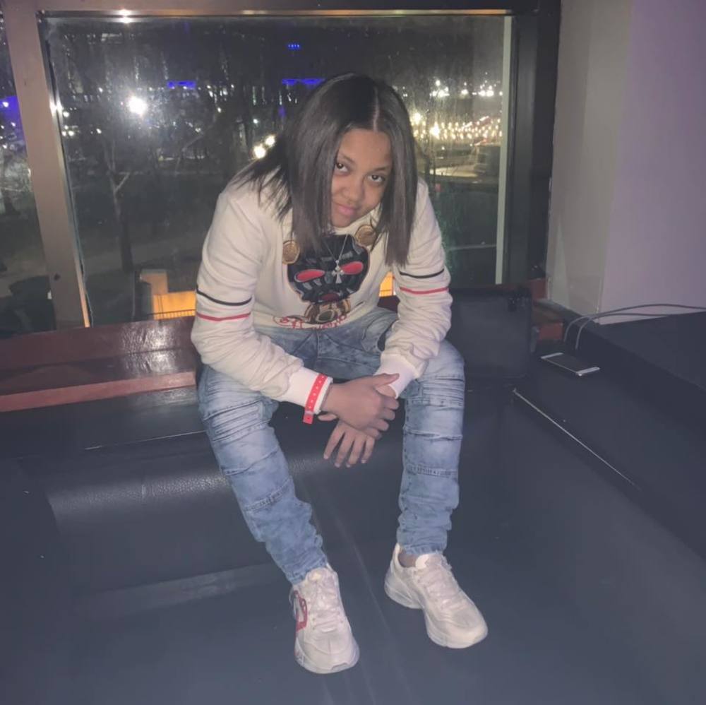 Meet your Posher, Elyse